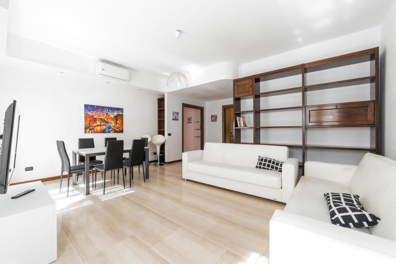 Cenisio M5 Lovely Apartment - With Balcony! Милан Экстерьер фото
